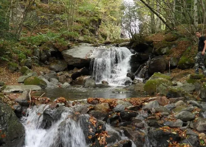 Camping 3 étoiles - Piscine - ccaihfi
