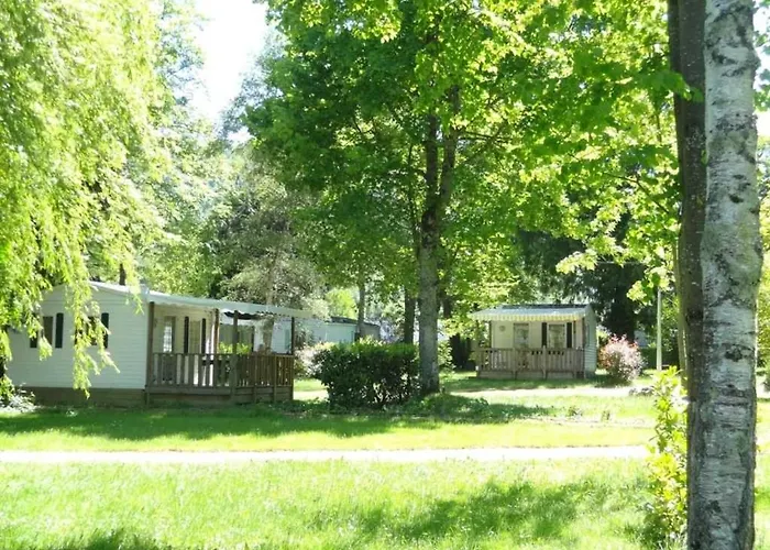 Camping 3 étoiles - Piscine - ccaihfi 3* Seix